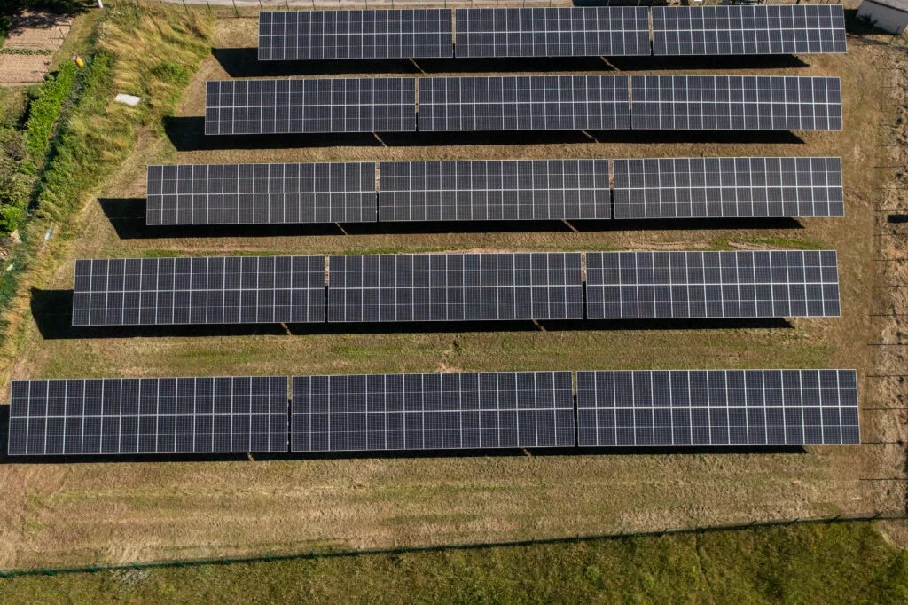 Installation centrale photovoltaïque Épinouze