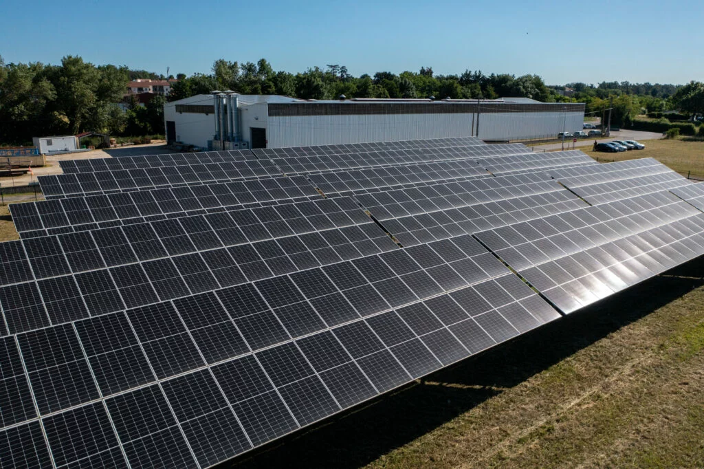 Installation centrale photovoltaïque à Épinouze