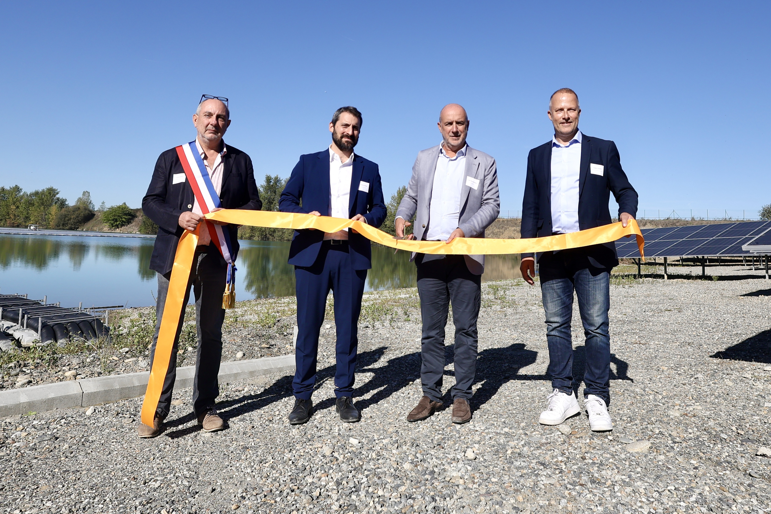 Inauguration de la centrale solaire hybride de Saint-Élix-le-Château