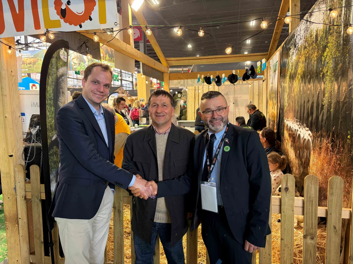 Signature de la charte FNO par Solveo Energies au Salon International de l'Agriculture